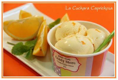 Delicioso helado de naranja