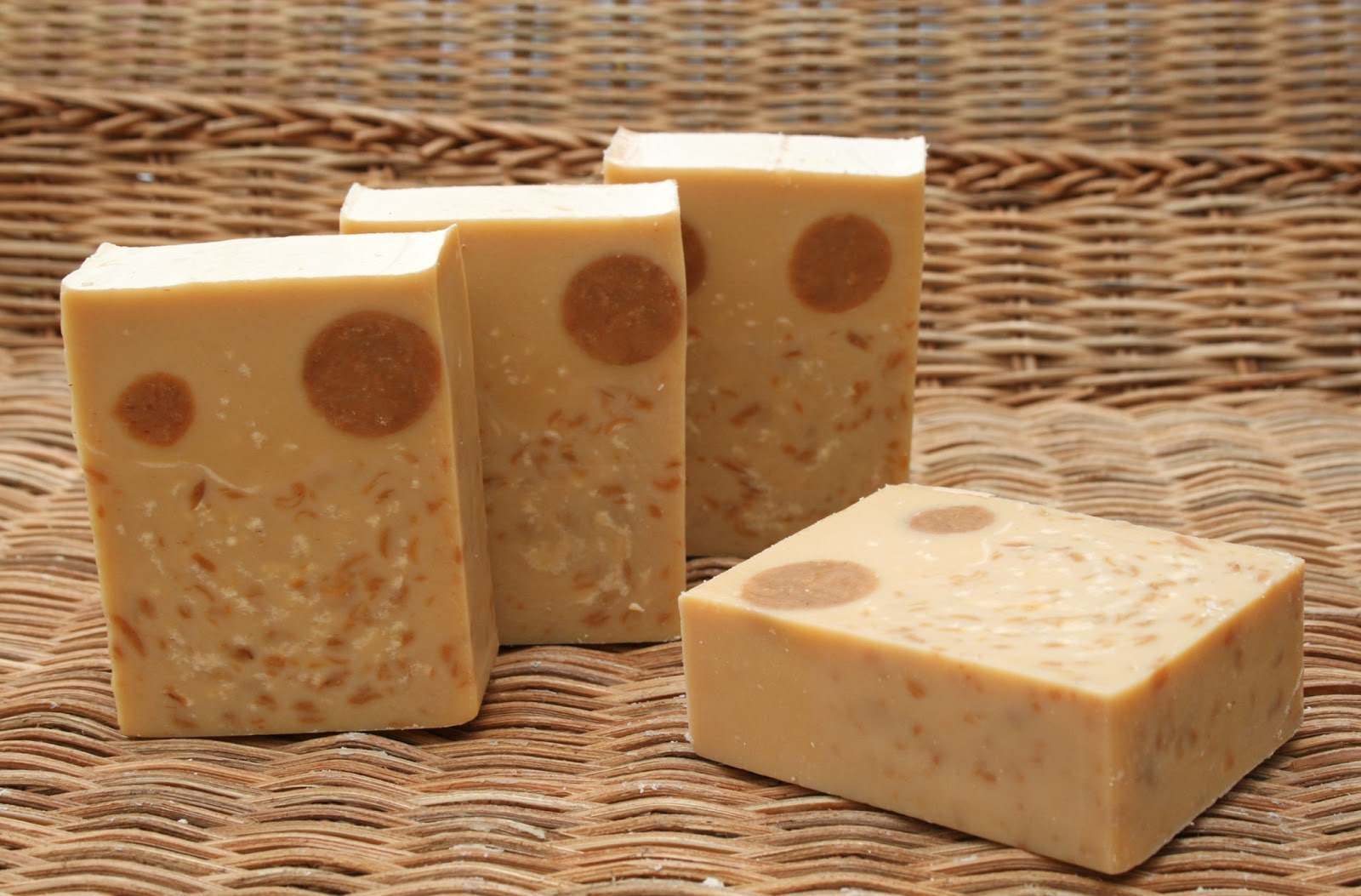 Jabón de naranja y canela