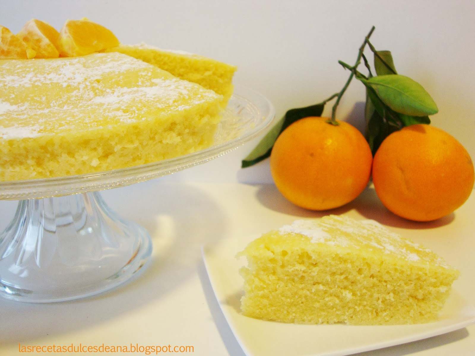 Bizcocho esponjoso de naranja en microondas